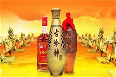 古嶺神酒 傳統(tǒng)工藝與現(xiàn)代科技融合的釀造之旅